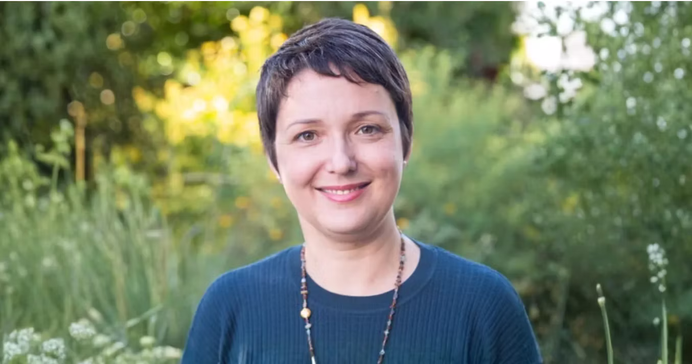 Colleen Smith, MD headshot